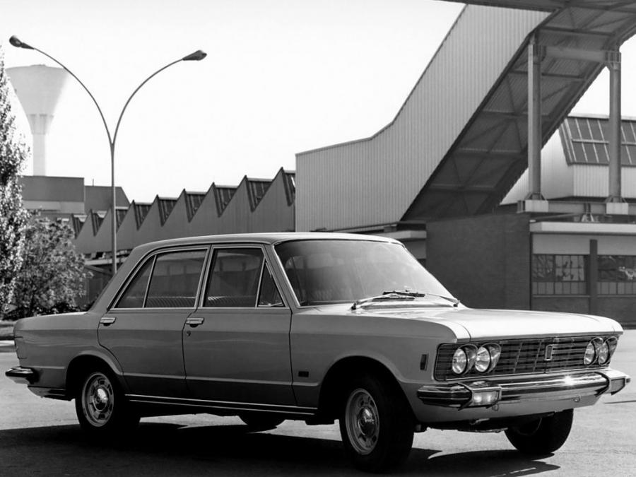  Fiat 130 Berlina 1969 года  (фото 8 из 12)